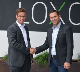 GEIGER CEO Dr Marc Natusch (l) and Loxone CEO Martin Öller (r)